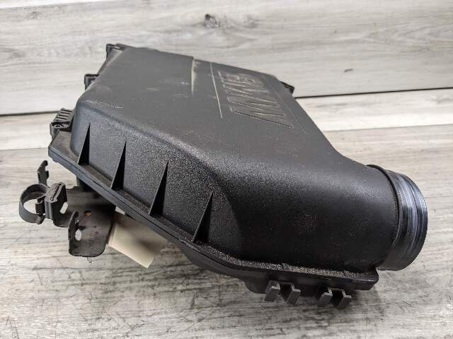 OEM BMW F15 F16 X5 X6 E70-LCI E71 Air Filter Cleaner Box Intake Muffler N55