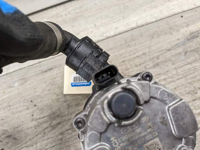 16-24 OEM BMW F90 G11 G12 G30 M5 Engine Electric Auxiliary Water Coolant Pump