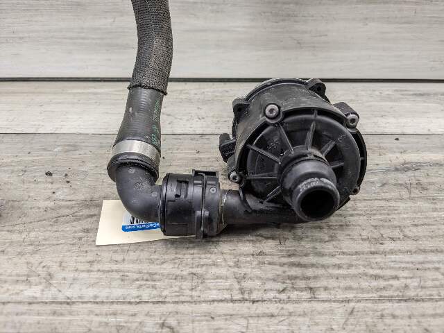 16-24 OEM BMW F90 G11 G12 G30 M5 Engine Electric Auxiliary Water Coolant Pump