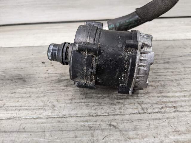 16-24 OEM BMW F90 G11 G12 G30 M5 Engine Electric Auxiliary Water Coolant Pump