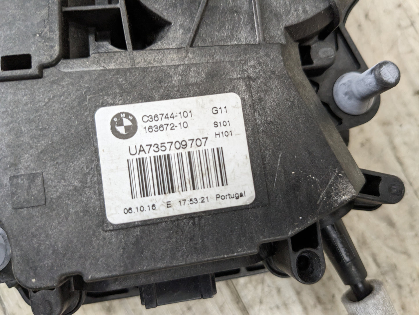 16-19 OEM BMW G12 G11 740 750 Trunk Lid Power Lock Drive