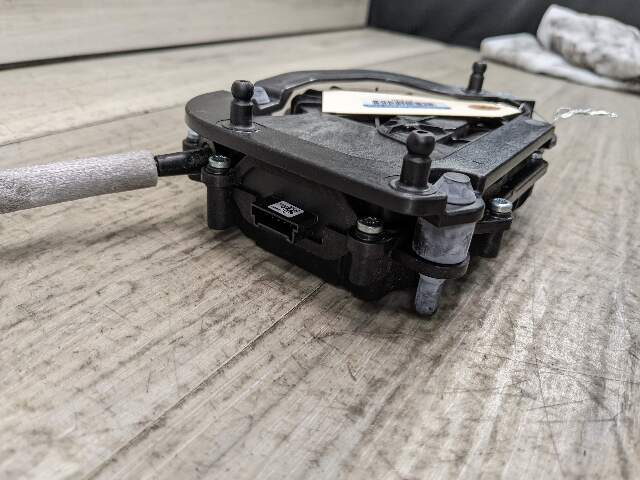 16-19 OEM BMW G12 G11 740 750 Trunk Lid Power Lock Drive