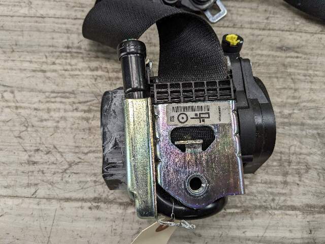 OEM BMW F15 F16 F85 F86 X5 X6 Front Right Seat Belt Seatbelt Retractor
