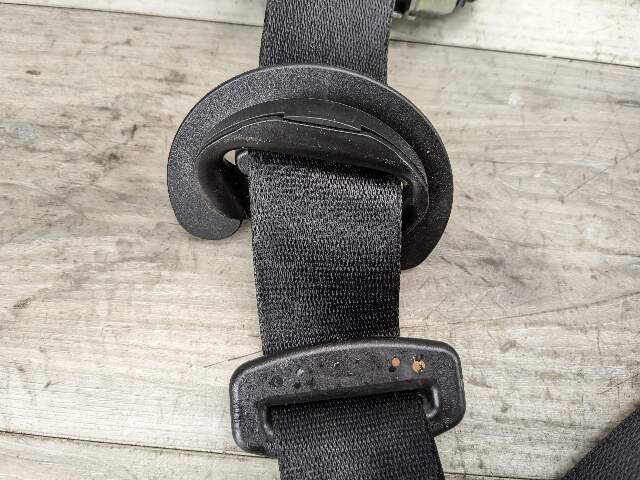 OEM BMW F15 F16 F85 F86 X5 X6 Front Right Seat Belt Seatbelt Retractor