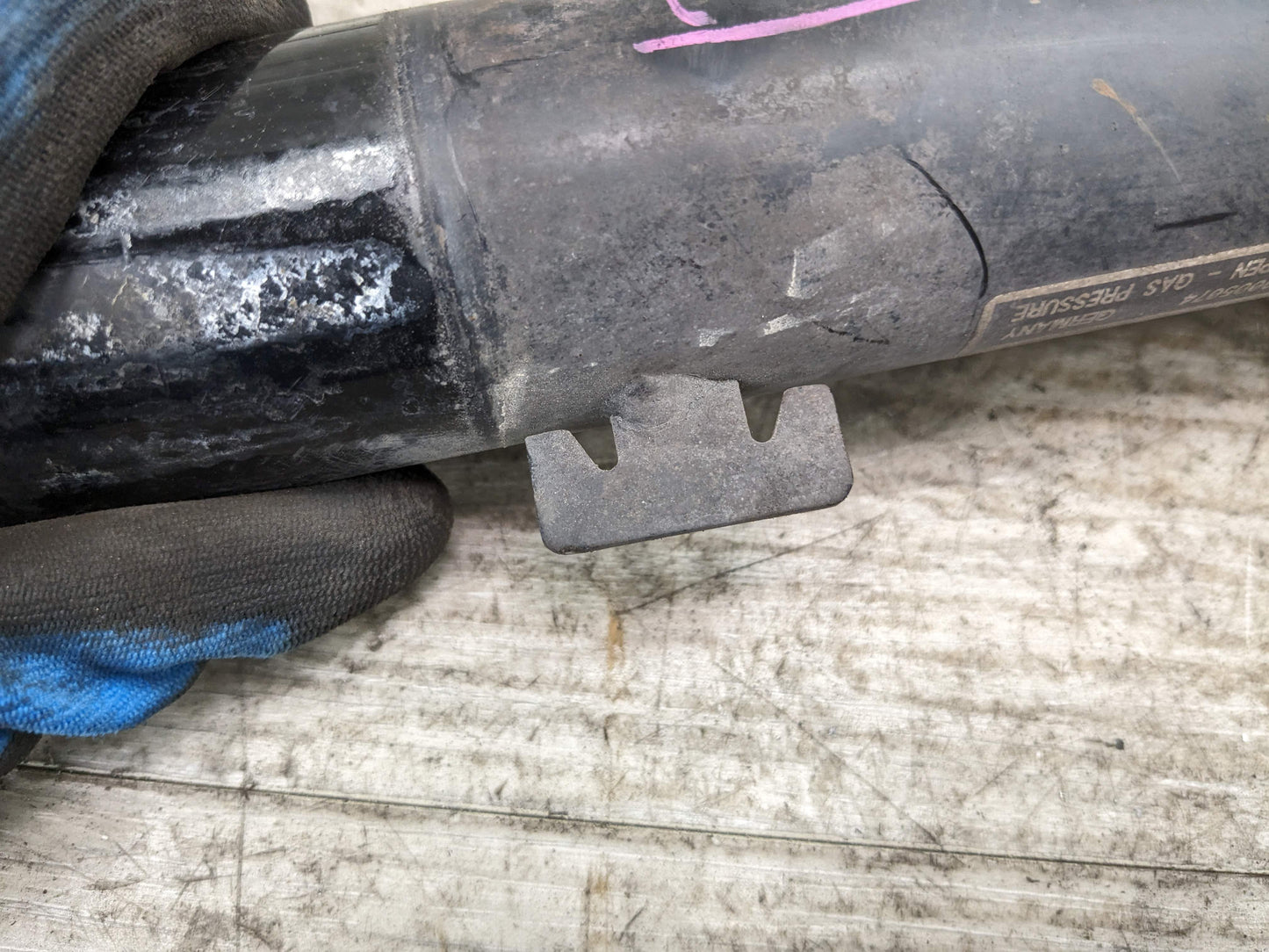 08-13 OEM BMW E82 Coupe Front Right Passenger M Sports Suspension Strut Absorber