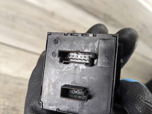 04-13 OEM BMW E90 E92 E93 Center Door Lock Hazard Warning Flasher Control Switch