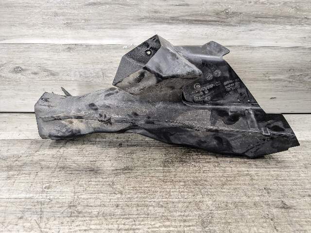 14-18 OEM BMW F85 F86 X5M X6M M SPORT Left Driver Radiator Air Duct Vent*