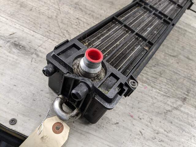 14-19 OEM BMW F85 F86 X5M X6M Front Engine Oil Heat Exchanger Assembly