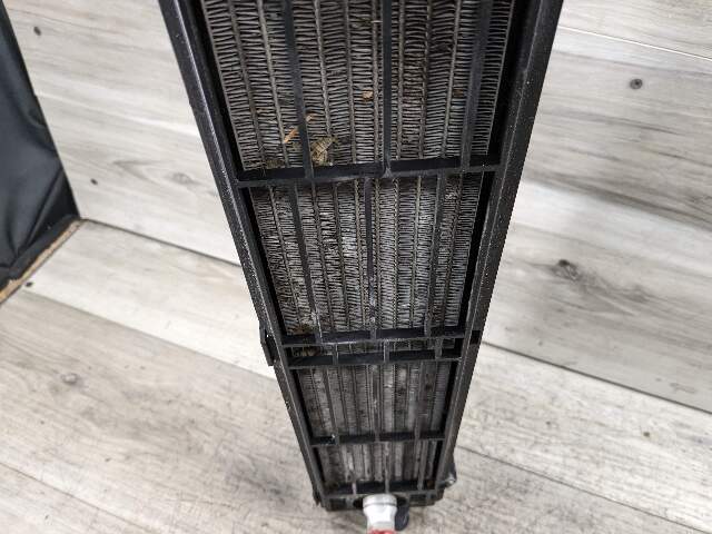 14-19 OEM BMW F85 F86 X5M X6M Front Engine Oil Heat Exchanger Assembly