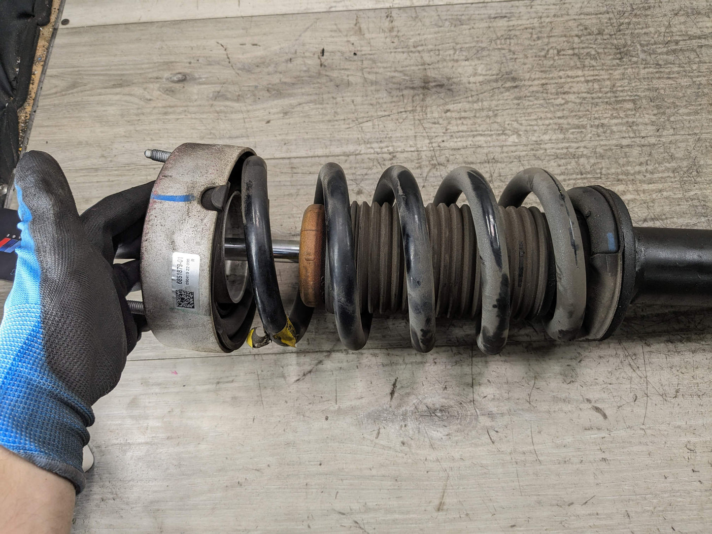 OEM BMW F15 F16 X5 X6 35iX 35dX FRONT Left Driver Strut Shock Absorber Spring