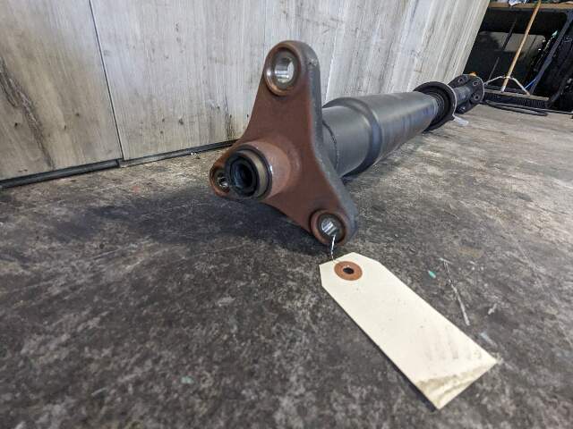 15-18 OEM BMW F85 X5M F86 X6M Rear Cardan Drive Shaft Assembly Axle