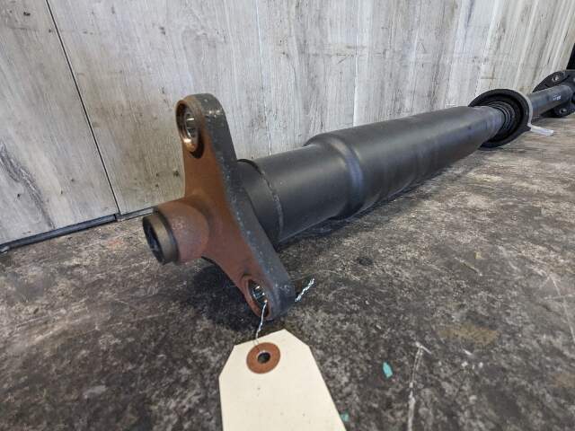 15-18 OEM BMW F85 X5M F86 X6M Rear Cardan Drive Shaft Assembly Axle