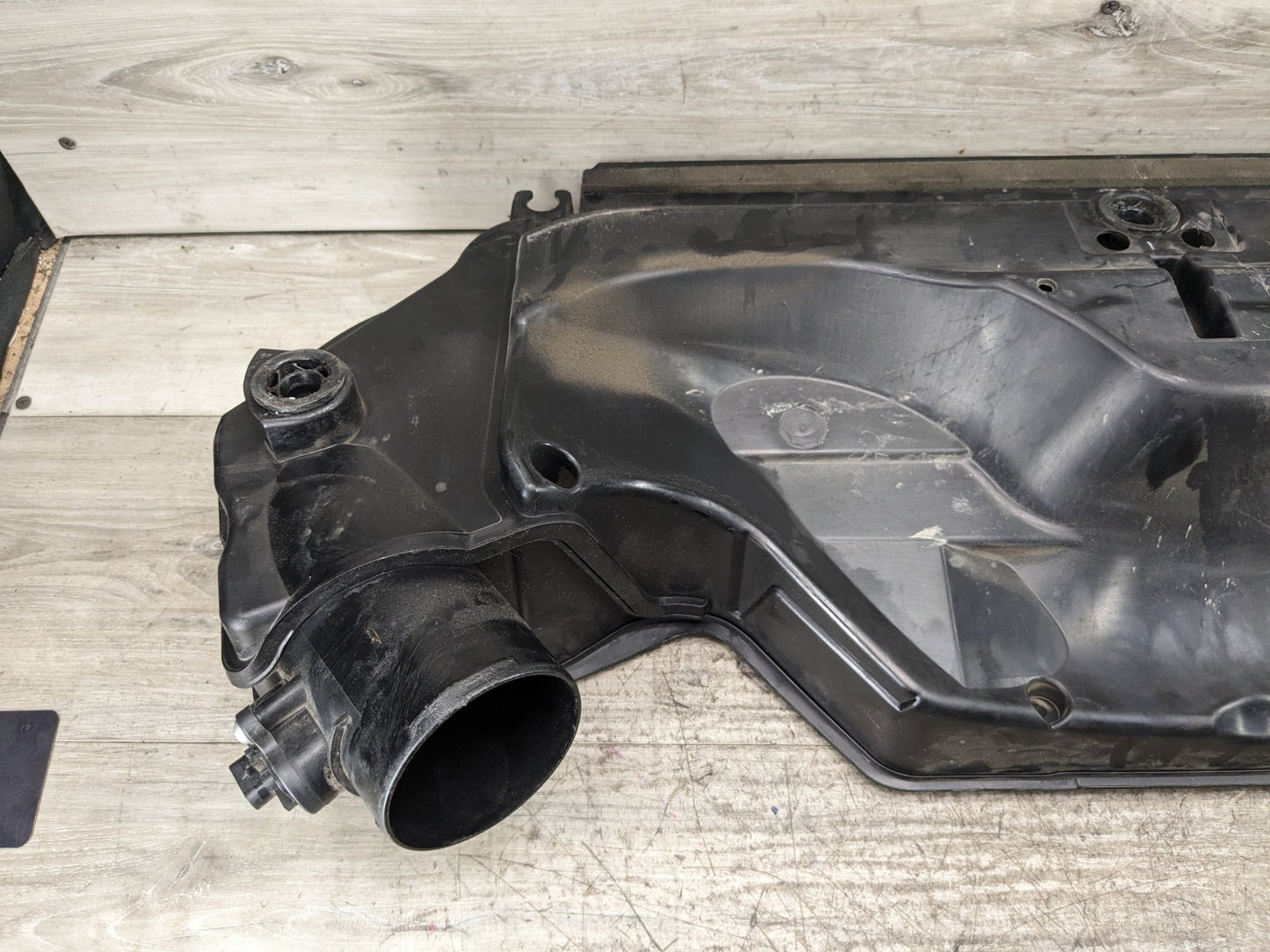 14-19 OEM BMW X5M F85 X6M F86 Engine S63R Intake Filter Assembly Air Box