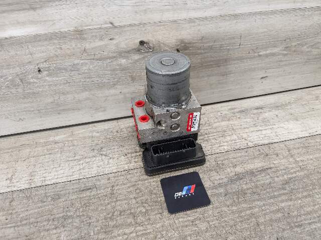 14-18 OEM BMW F15 X5 ABS Brake Pump Anti Lock DSC Dynamic Stability Control
