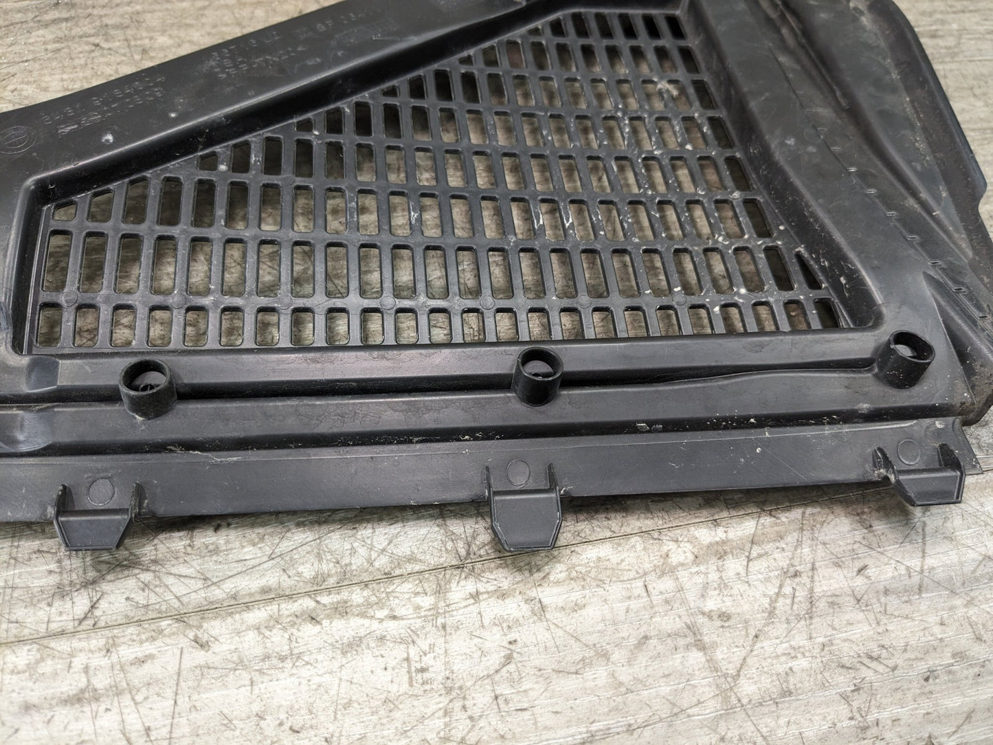 11-17 OEM BMW F25 X3 Front Left Right Firewall Cowl Grille Vent Slot Cover SET
