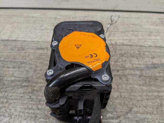 OEM BMW F25 X3 F26 X4 Front Right Passenger Seat Belt Seatbelt Retractor Black