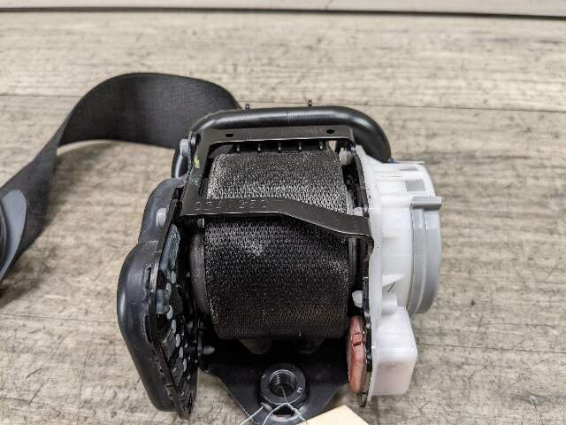 OEM BMW F25 X3 F26 X4 Front Right Passenger Seat Belt Seatbelt Retractor Black