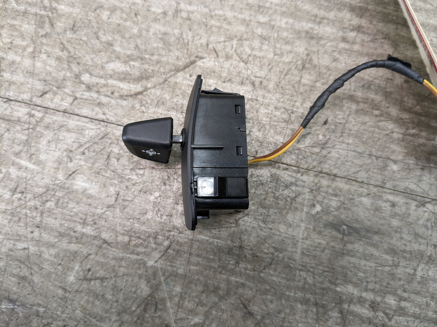 OEM BMW G30 540 Steering Wheel Column Adjustment Switch Control Unit