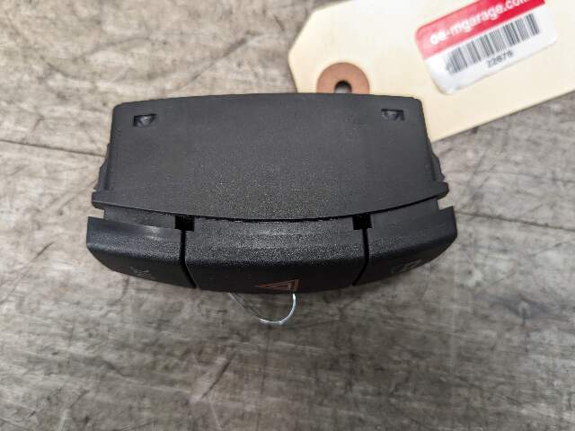 08-13 OEM BMW E82 E88 Middle Center Dash AC Heater Air Vent Hazard Light