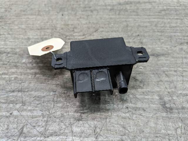 OEM BMW F10 F13 F02 F30 F32 F06 F80 F85 M3 M4 M6 Cooling Fan Relay Control 130A