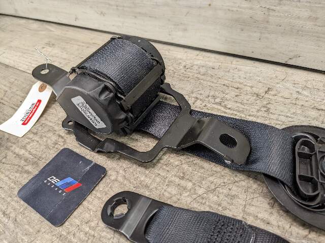 OEM BMW F85 X5M Rear Right Passenger Seat Belt Seatbelt Retractor Black