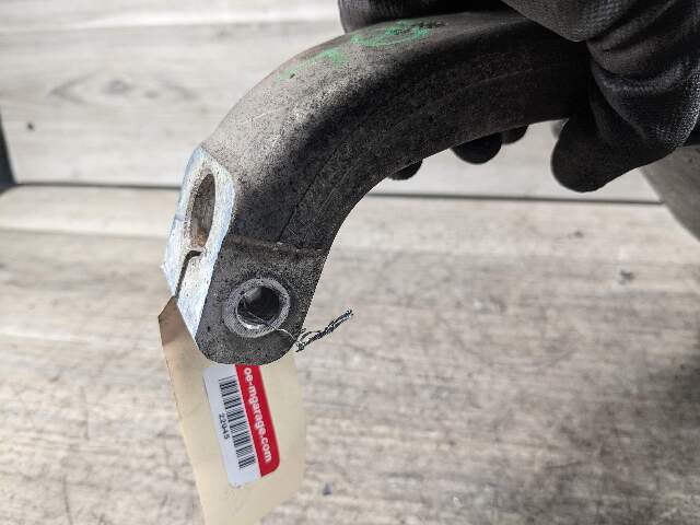 OEM BMW F10 M5 F06 F12 F13 M6 Front Driver Hub Spindle Carrier Knuckle