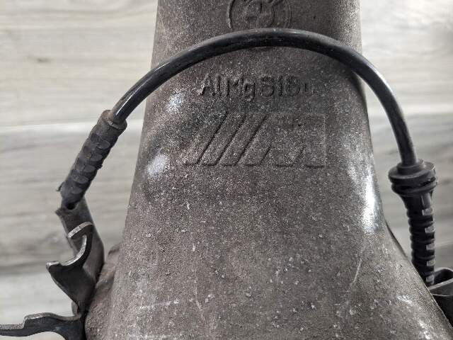 OEM BMW F10 M5 F06 F12 F13 M6 Front Driver Hub Spindle Carrier Knuckle