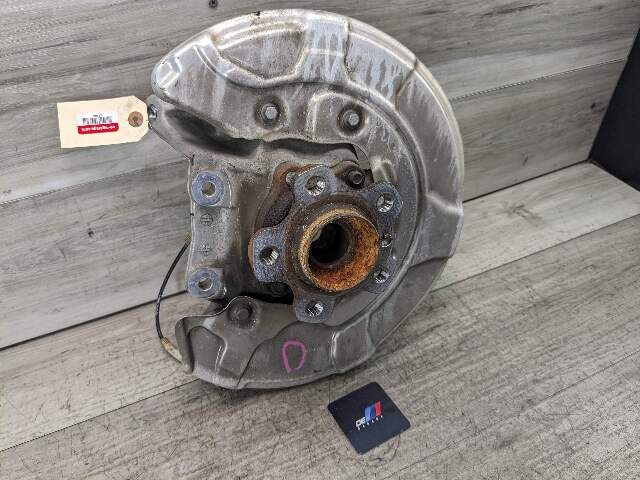 17-23 OEM BMW G30 530 540 M5550 REAR Left Drive Side Hub Knuckle Bearing Carrier