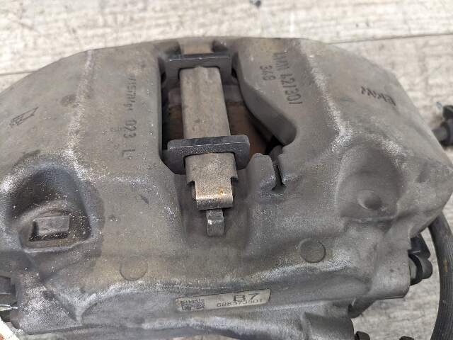 NOTE* OEM BMW G05 G06 40 G20 G22 G23 G26 430 G30 Front Left Driver Brake Caliper