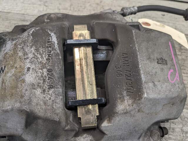 NOTE* OEM BMW G05 G06 40 G20 G22 G26 430 G30 Front Right Passenger Brake Caliper