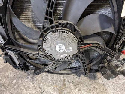 12-18 OEM BMW F10 F06 F12 M5 M6 Main Radiators Cooling ASSEMBLY Fan SET S63TU