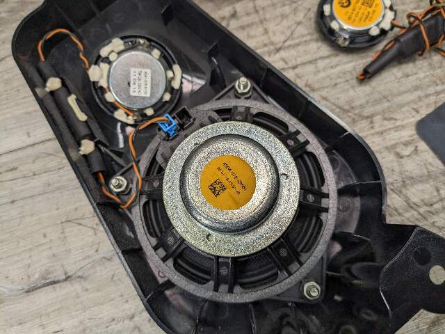 14-18 OEM BMW F15 F16 F85 F86 X5 X6 Stereo Audio Speakers Top Harman Kardon