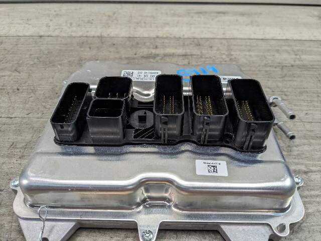 OEM BMW F85 F86 X5M X6M DME ECU S63 Engine Control Unit Module Computer MEVD172