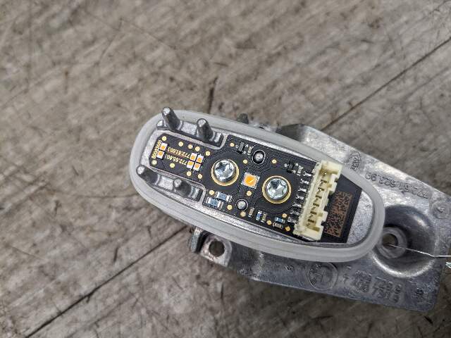 16-19 OEM BMW G11 G12 740 750 LED Turn Signal Bulb Control Module Computer