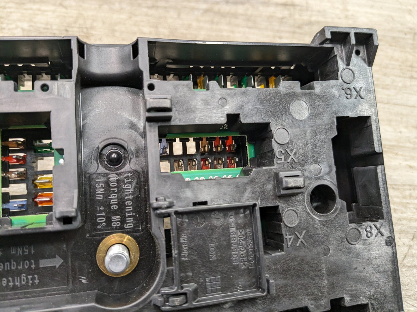 OEM BMW G11 G12 G30 740 750 540 Rear Power Distribution Fuse Relay Junction Box