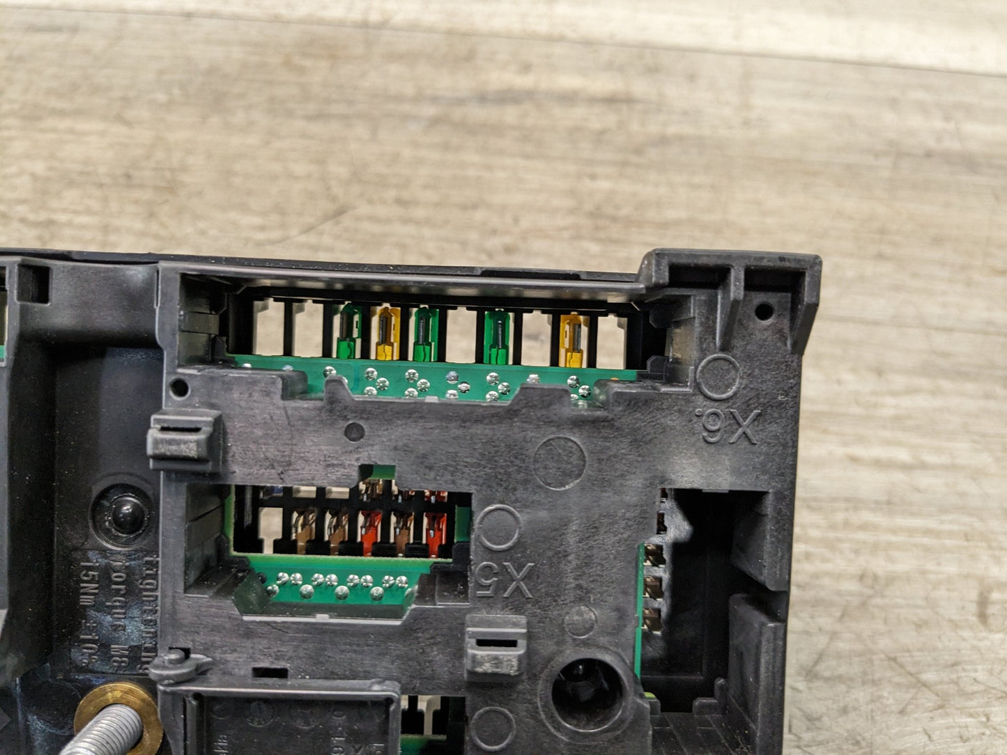 OEM BMW G11 G12 G30 740 750 540 Rear Power Distribution Fuse Relay Junction Box