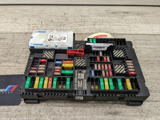 OEM BMW G11 G12 G30 740 750 540 Rear Power Distribution Fuse Relay Junction Box