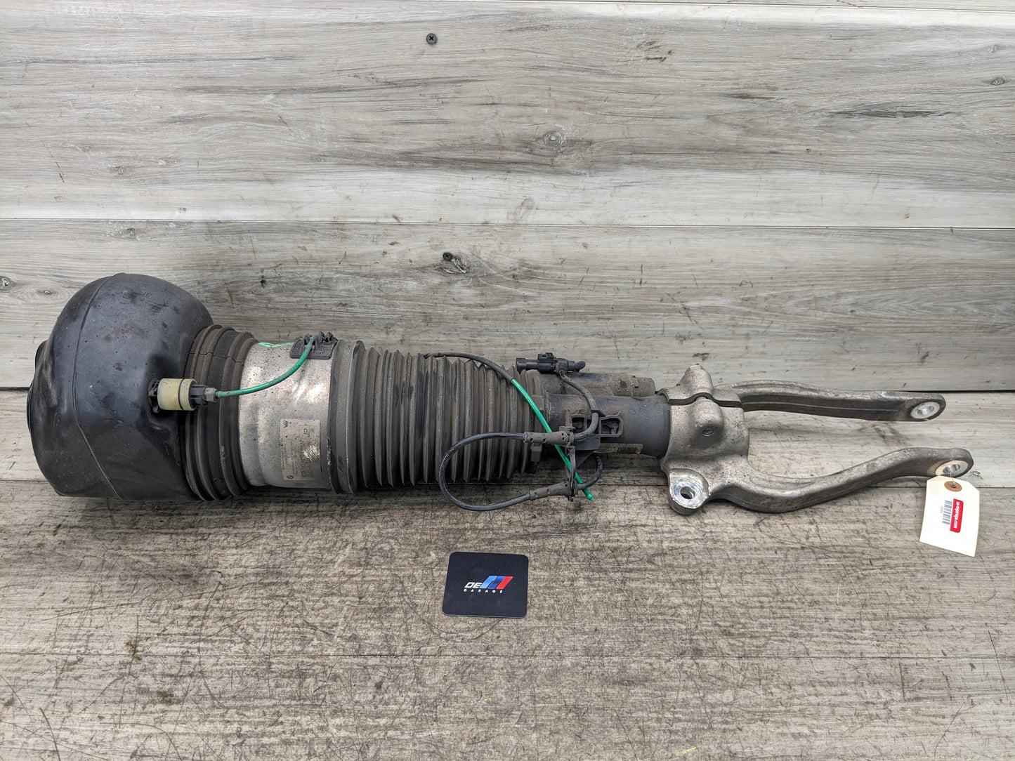 14-19 OEM BMW G11 G12 740 750 Front Driver Left Air Suspension Shock Absorber*