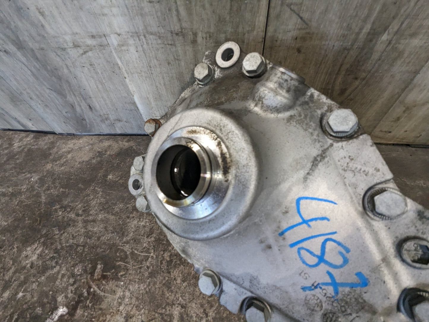 18-19 OEM BMW G12 740 LCI AWD xDrive Front Differential Axle Carrier AT 3.08
