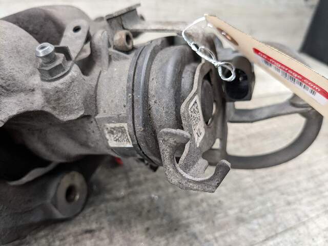 16-21 OEM BMW G30 540 G11 G12 740 750 Rear Left Driver Brake Caliper