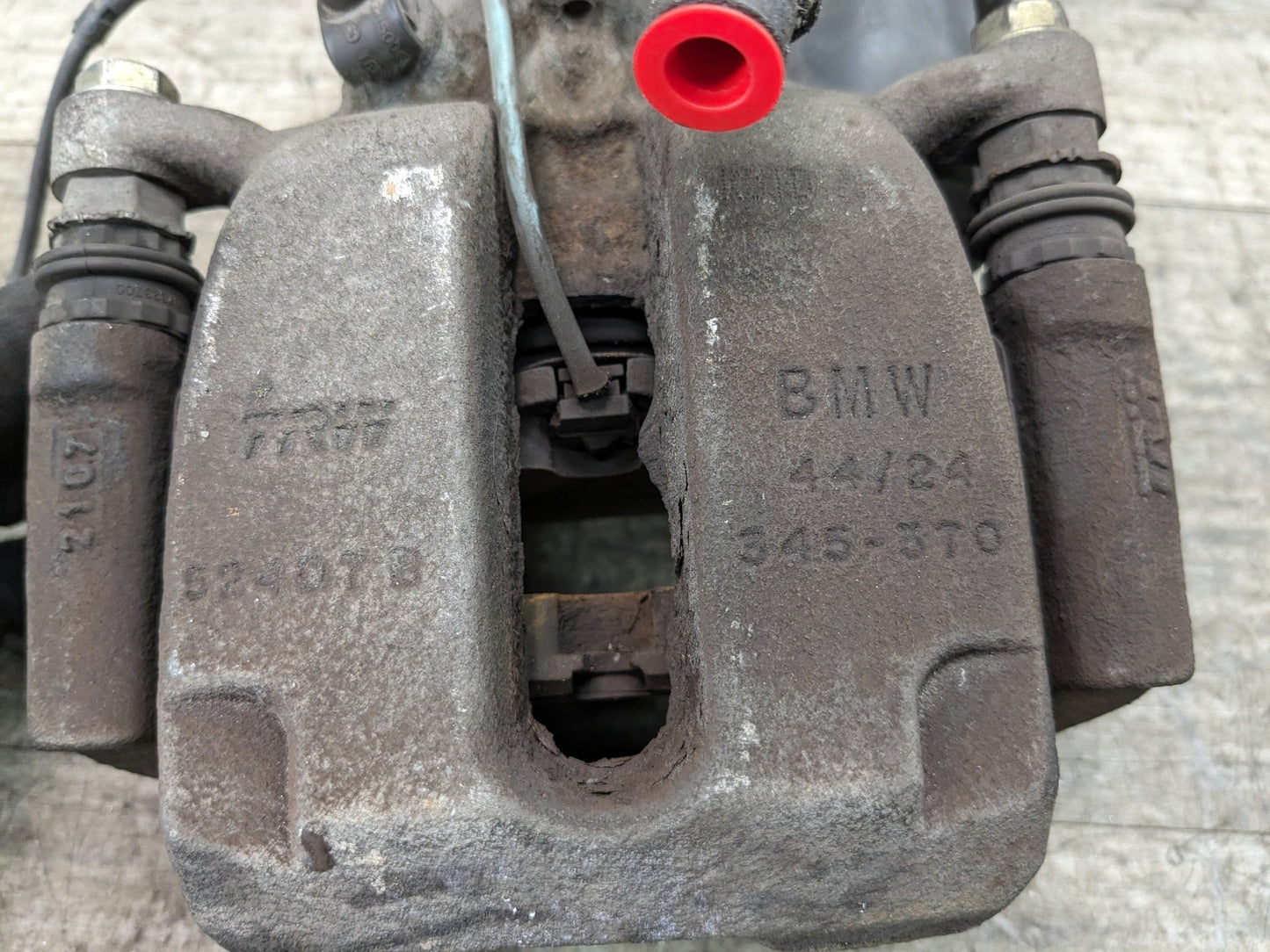 16-21 OEM BMW G30 540 G11 G12 740 750 Rear Right Passenger Brake Caliper