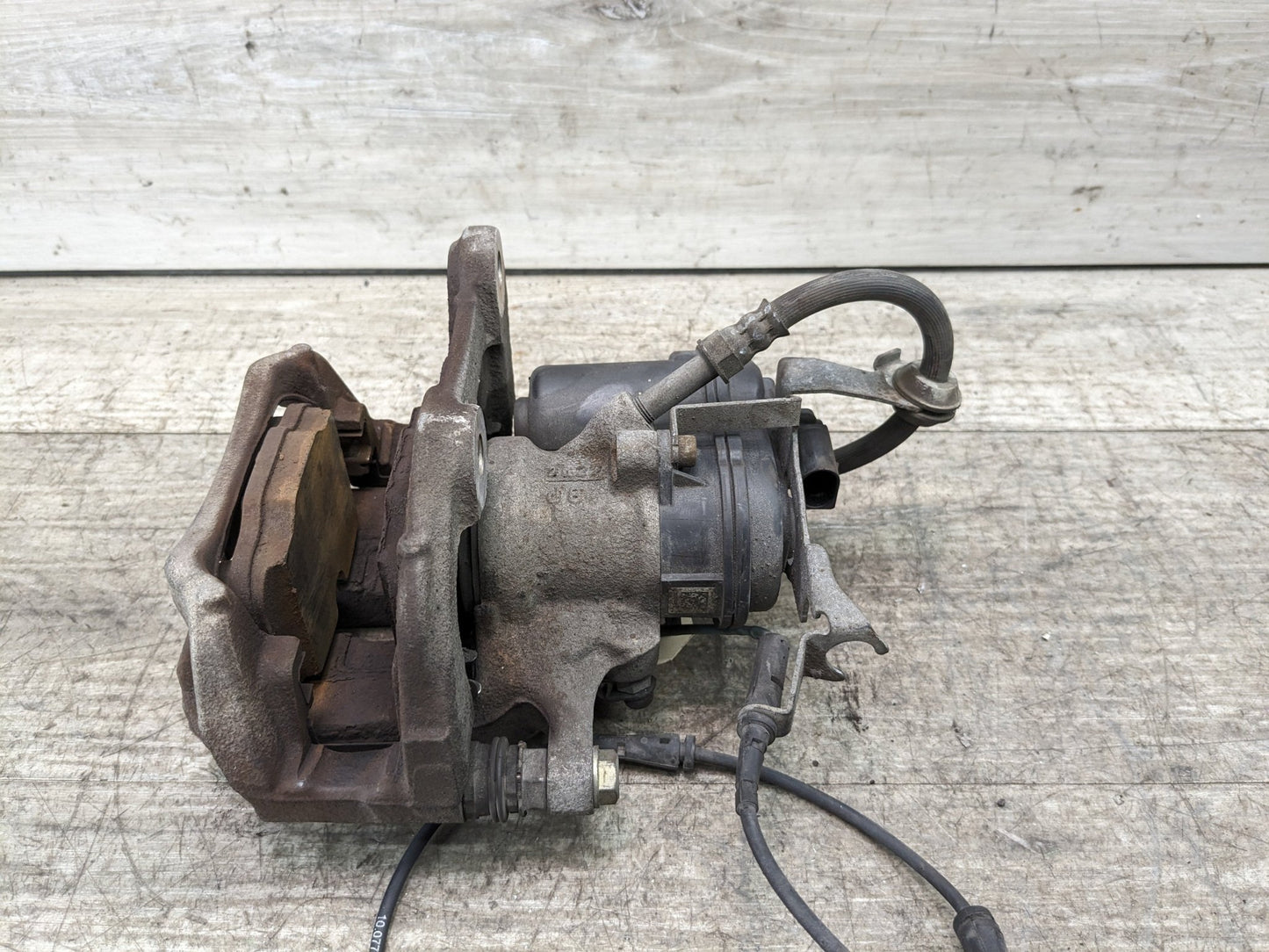 16-21 OEM BMW G30 540 G11 G12 740 750 Rear Right Passenger Brake Caliper