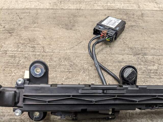 07-13 OEM BMW E92 328 335 Coupe Front Passenger Seatbelt Handover Extension Arm