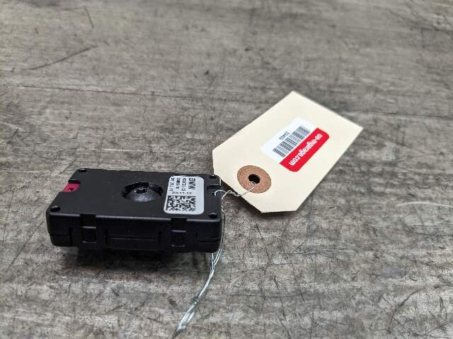 OEM BMW G30 F90 M5 G11 G12 Antenna Noise Supression Filter Module Unit
