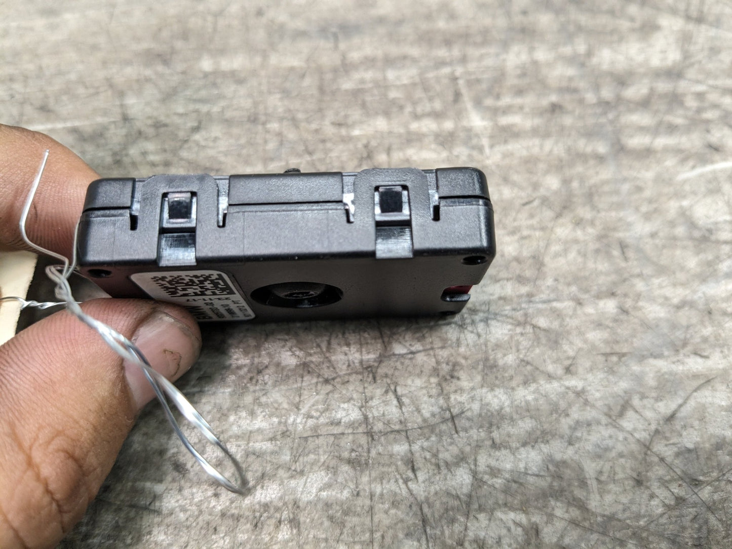 OEM BMW G30 F90 M5 G11 G12 Antenna Noise Supression Filter Module Unit