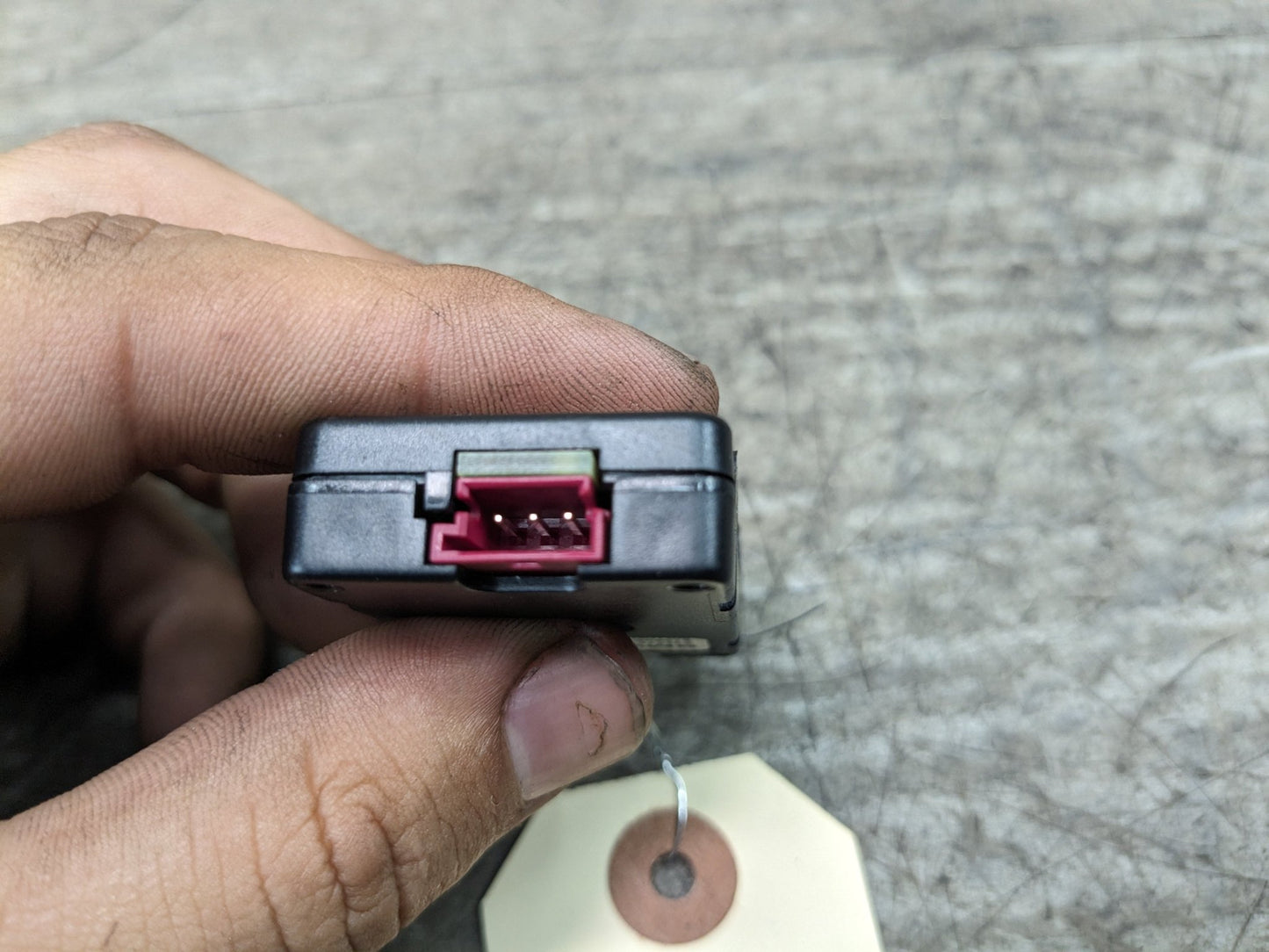 OEM BMW G30 F90 M5 G11 G12 Antenna Noise Supression Filter Module Unit