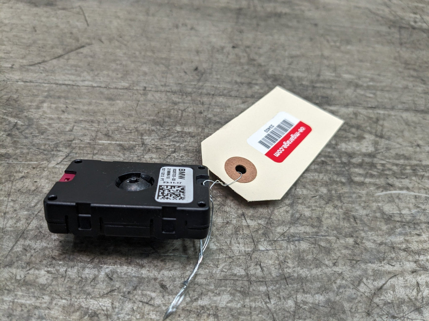 OEM BMW G30 F90 M5 G11 G12 Antenna Noise Supression Filter Module Unit
