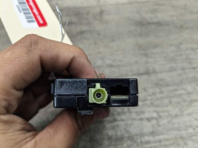 OEM BMW G12 G30 530 540 F90 M5 Radio Antenna Amplifier Control Module AM/FM