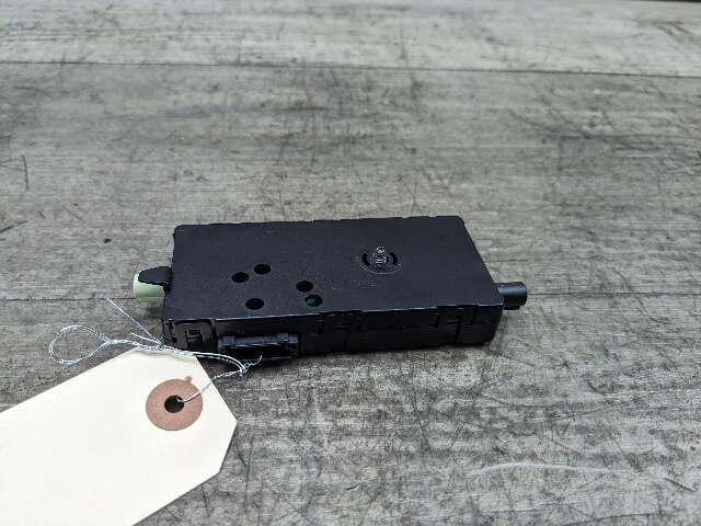 OEM BMW G12 G30 530 540 F90 M5 Radio Antenna Amplifier Control Module AM/FM