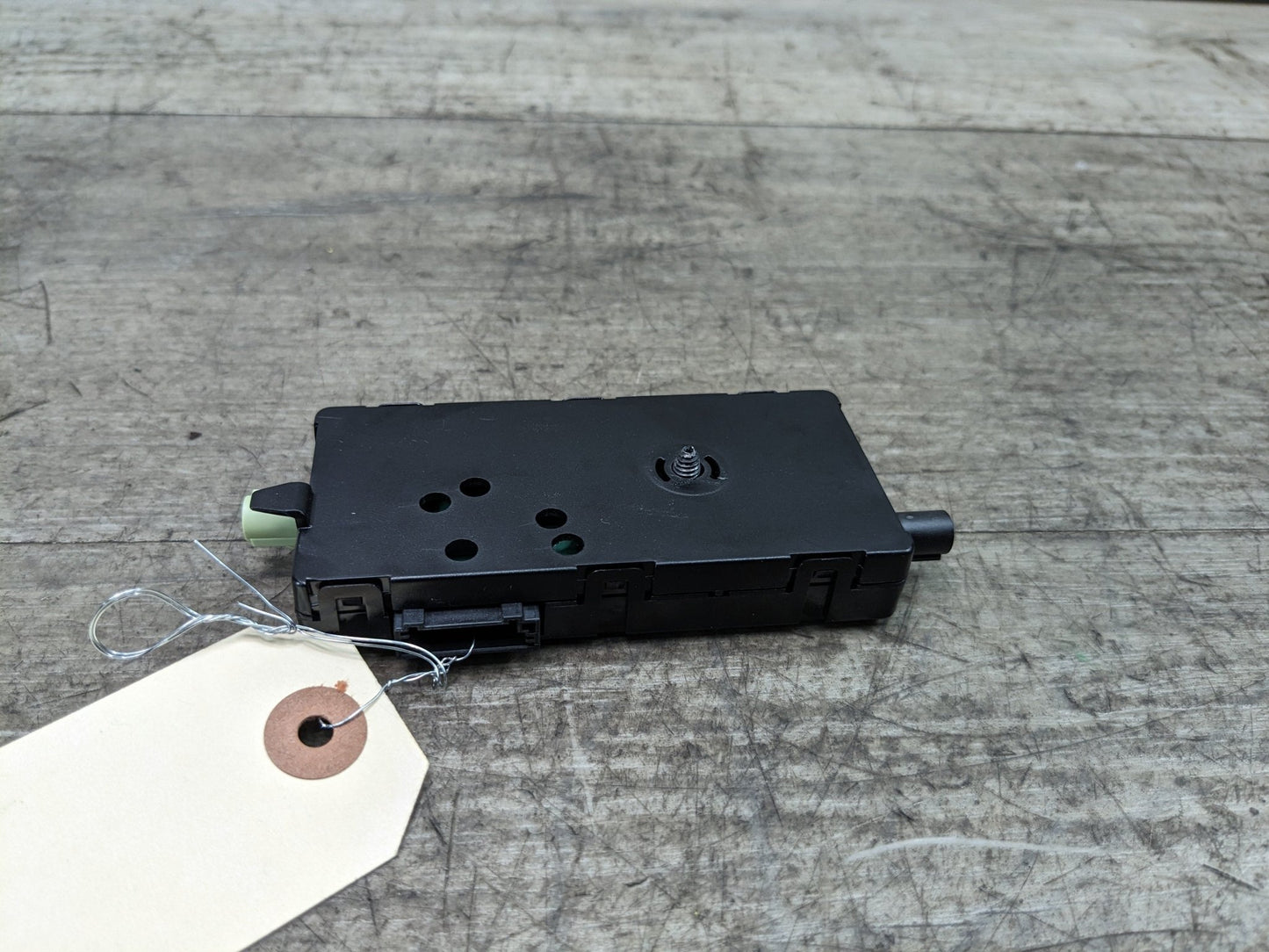 OEM BMW G12 G30 530 540 F90 M5 Radio Antenna Amplifier Control Module AM/FM